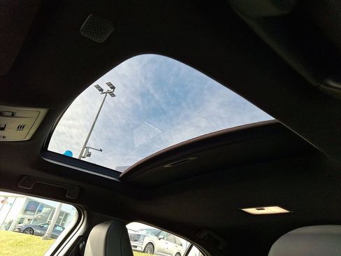 Used 2021 Lexus UX 250h w/ Premium Package image 15