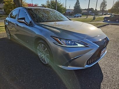 Used 2021 Lexus ES 350 w/ Premium Package