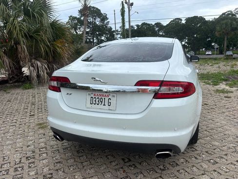 Used 2011 Jaguar XF Premium RWD image 4