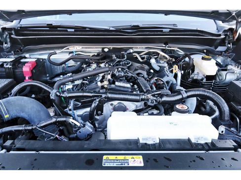 Used 2024 Toyota Tacoma SR image 30