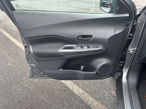 Used 2024 Nissan Kicks S image 10