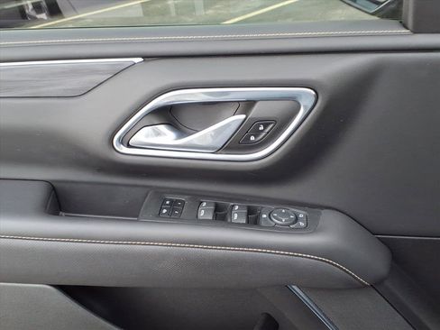 Used 2022 GMC Yukon SLT image 23