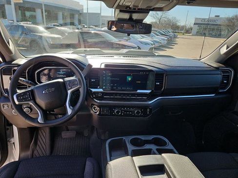 Used 2023 Chevrolet Silverado 1500 LT Trail Boss AWD/4WD image 51