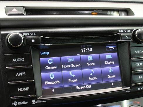 Used 2017 Toyota RAV4 XLE FWD image 59