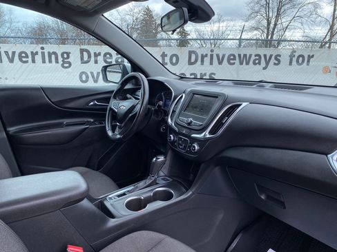 Used 2019 Chevrolet Equinox LT w/ LPO, Floor Liner Package image 16
