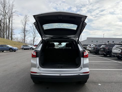 Used 2021 Chevrolet Equinox LT FWD image 11