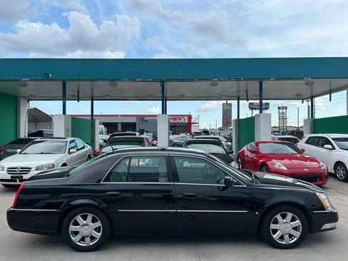 Used 2007 Cadillac DTS Luxury I FWD image 6
