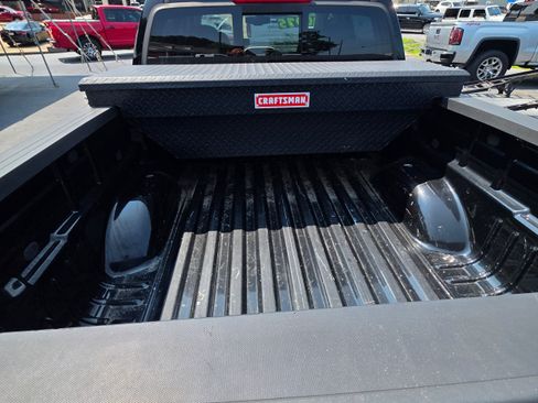 Used 2016 GMC Canyon SLE w/ SLE Convenience Package RWD image 23
