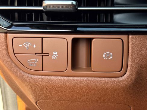 New 2026 Kia Sportage X-Line w/ X-Line Premium Package image 32