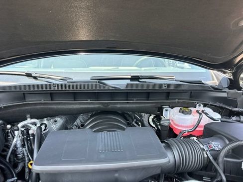 New 2026 Chevrolet Suburban Premier w/ Sun And Tow Package AWD/4WD image 38