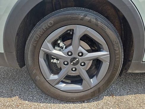 Used 2025 Kia K4 FWD image 27