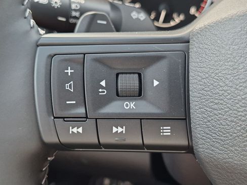New 2026 Nissan Pathfinder SV FWD image 14