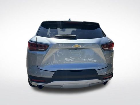 Used 2024 Chevrolet Blazer LT FWD image 5