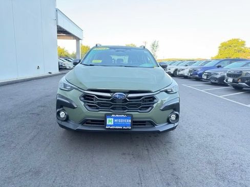 Used 2024 Subaru Crosstrek 2.5i Limited AWD/4WD image 3