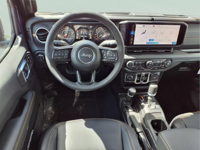 New 2026 Jeep Gladiator Sport AWD/4WD image 13