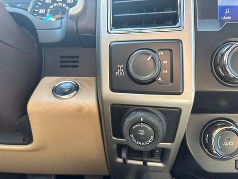 Used 2020 Ford F150 Lariat AWD/4WD image 24