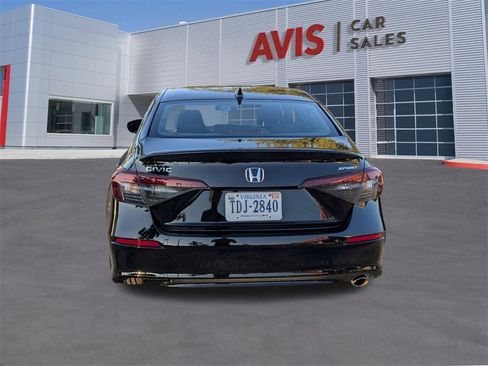 Used 2025 Honda Civic Sport image 9