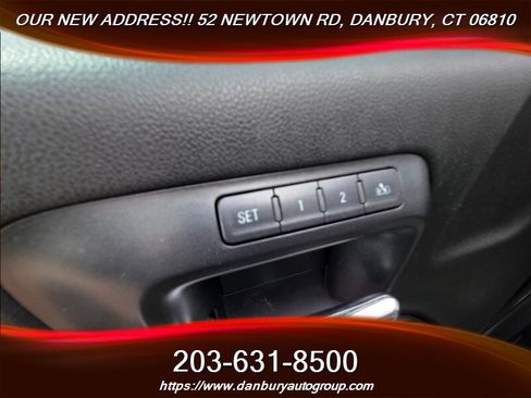 Used 2015 GMC Sierra 1500 Denali AWD/4WD image 10