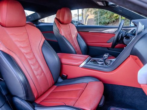 Used 2023 BMW M850i xDrive Coupe w/ M Sport Professional Package image 21