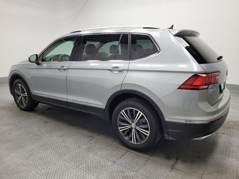 Used 2019 Volkswagen Tiguan SEL image 3