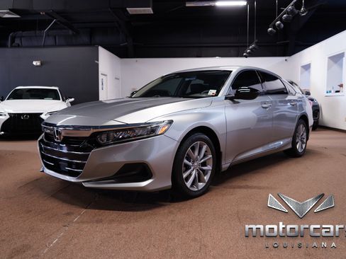 Used 2021 Honda Accord LX image 3
