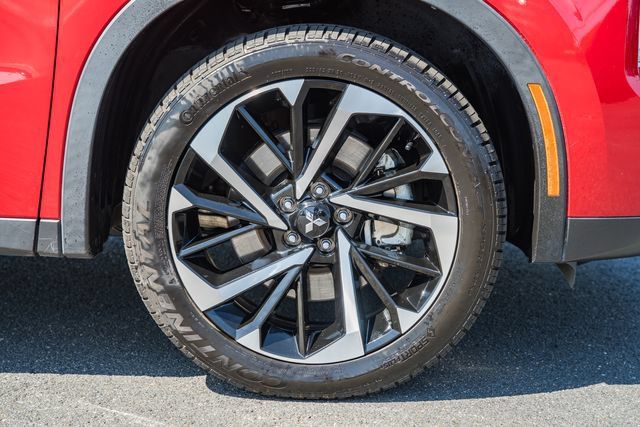 Used 2022 Mitsubishi Outlander SE AWD/4WD image 18