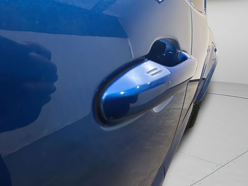 Used 2016 Toyota Tacoma TRD Sport w/ Towing Package image 5