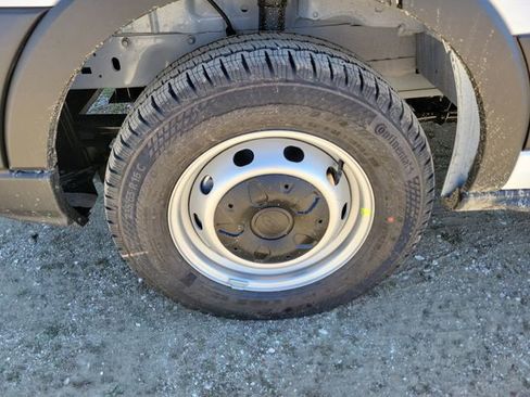 New 2026 Ford Transit 250 148 Medium Roof image 22