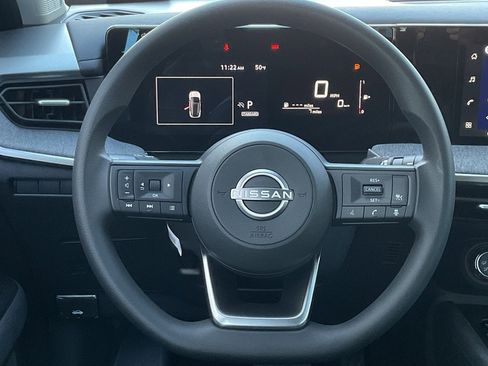 New 2026 Nissan Kicks S image 20