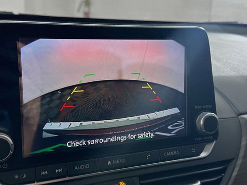 Used 2023 Nissan Altima 2.5 SV image 22