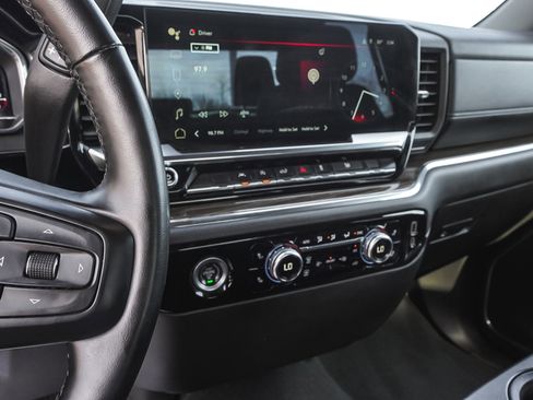 Used 2023 GMC Sierra 1500 Elevation image 25