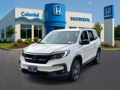 Certified 2022 Honda Pilot Sport image 1