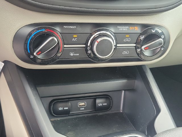 Certified 2024 Kia Soul LX FWD image 27
