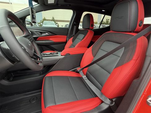 New 2026 Chevrolet Equinox EV RS image 21