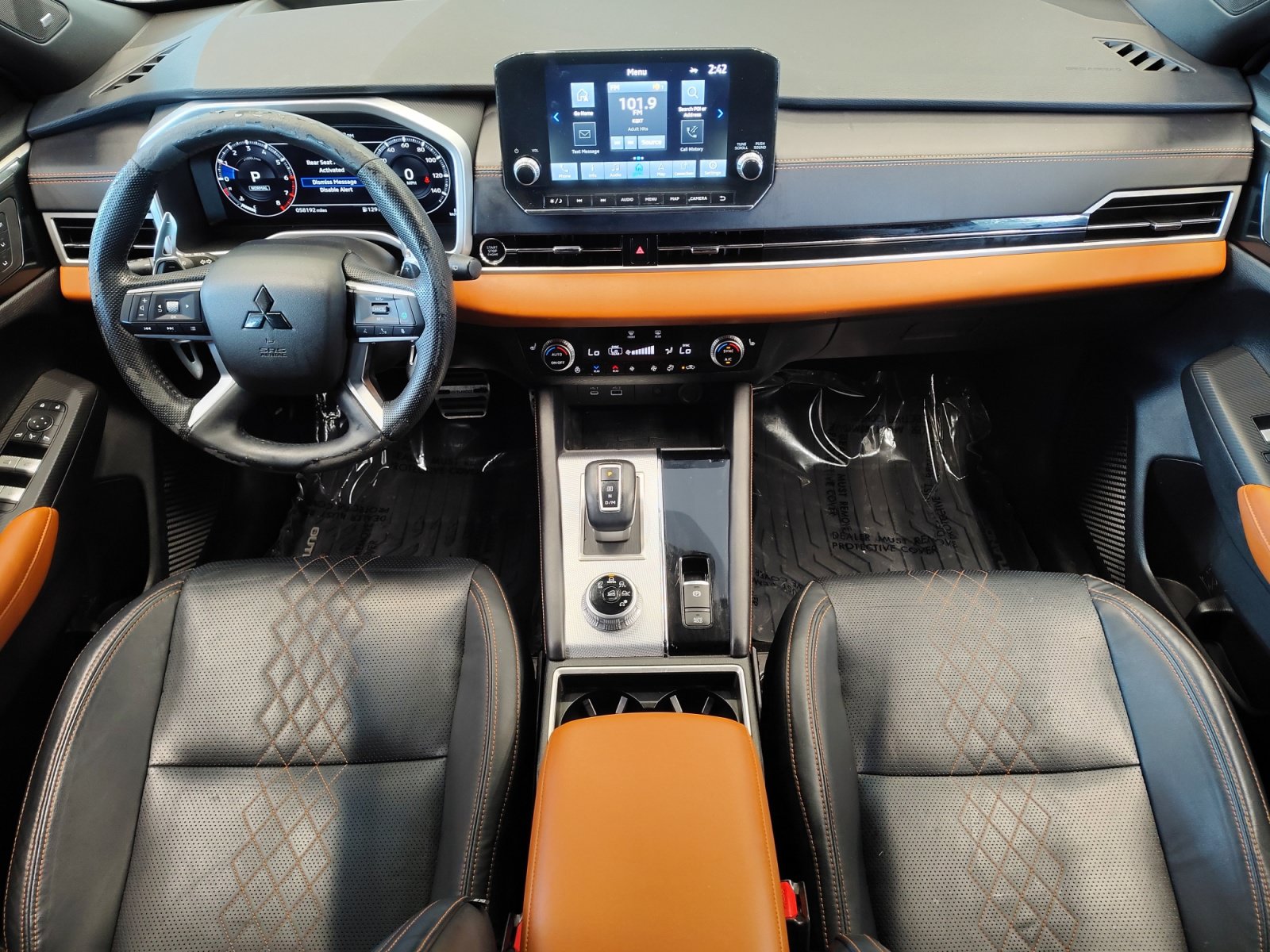 Used 2023 Mitsubishi Outlander SEL FWD image 3