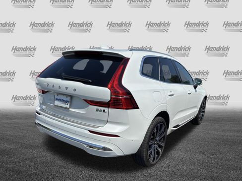 Used 2023 Volvo XC60 B6 Ultimate w/ Protection Package Premier AWD/4WD image 11