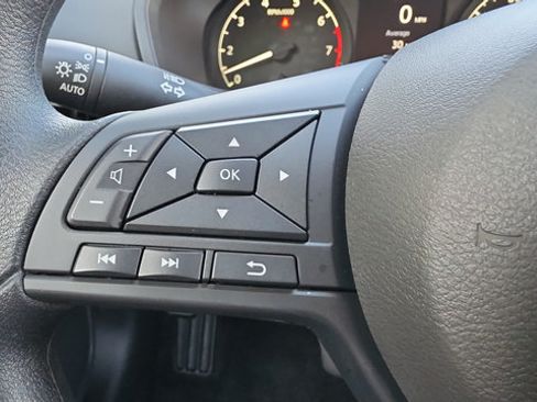 Certified 2025 Nissan Altima 2.5 S FWD image 15