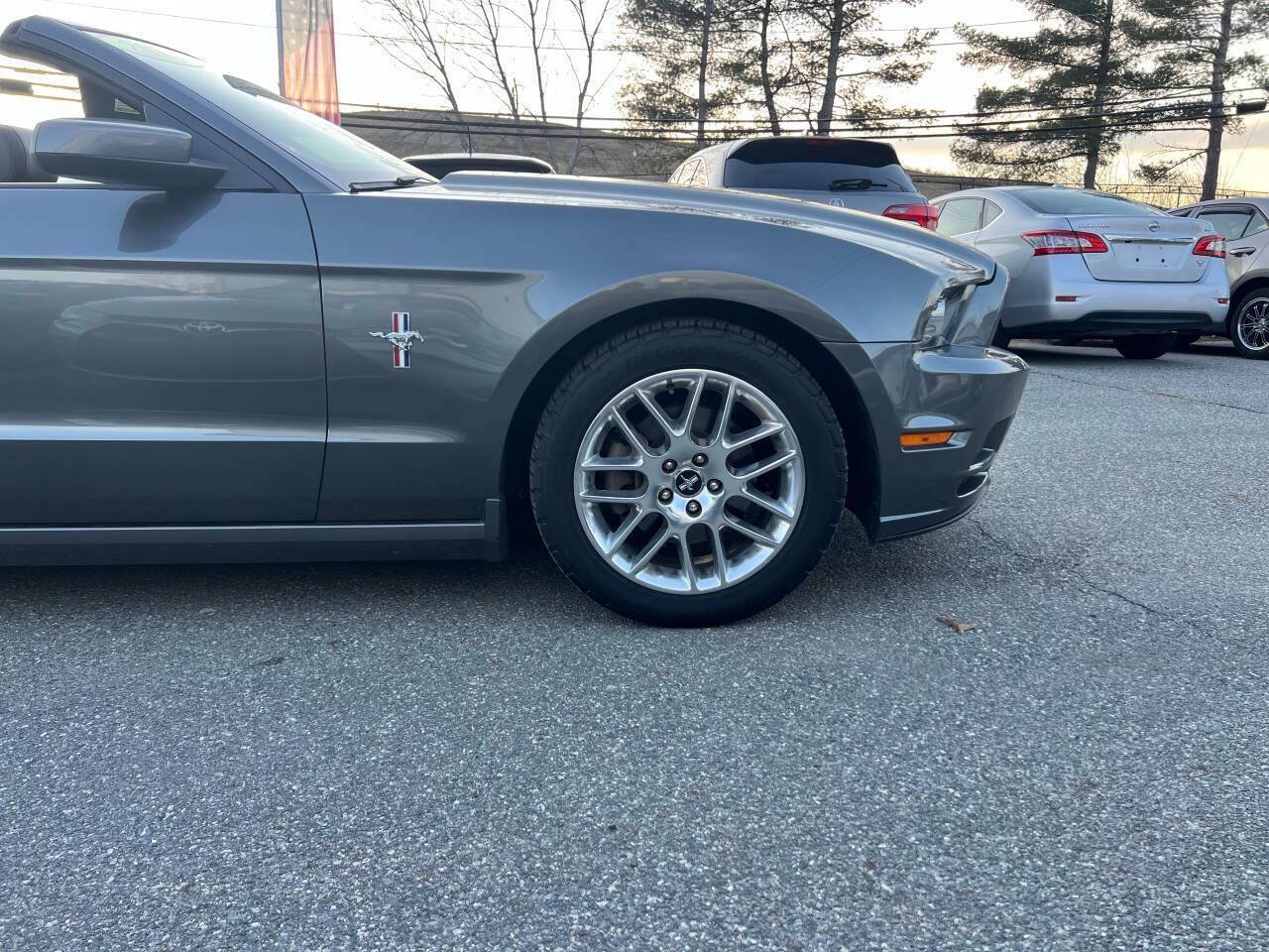 Used 2014 Ford Mustang Premium w/ Equipment Group 202A RWD image 26