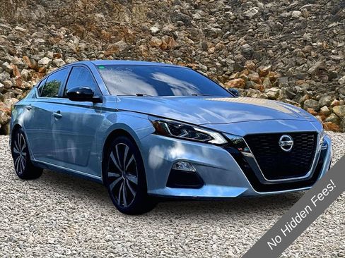 Used 2022 Nissan Altima 2.5 SR FWD image 10