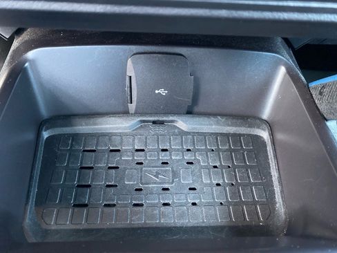 Used 2024 Ford Bronco Wildtrak image 16