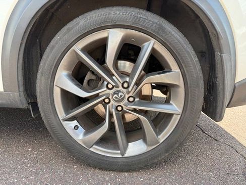 Used 2019 INFINITI QX50 Essential w/ Sensory Package AWD/4WD image 21