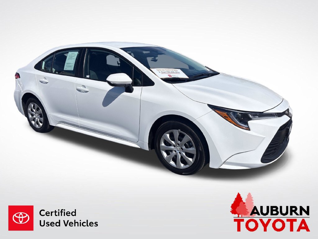 Certified 2026 Toyota Corolla LE FWD image 4
