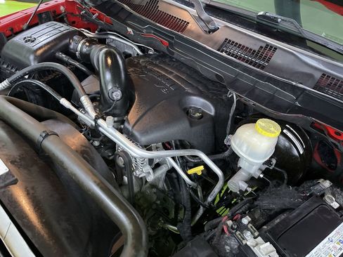 Used 2017 RAM 1500 Rebel w/ Luxury Group image 32