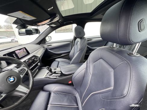Used 2019 BMW 530i 530i 4dr Sedan w/ M Sport Package image 11