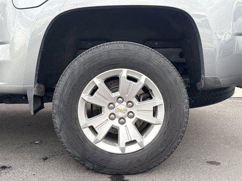 Used 2022 Chevrolet Colorado LT w/ Luxury Package image 3