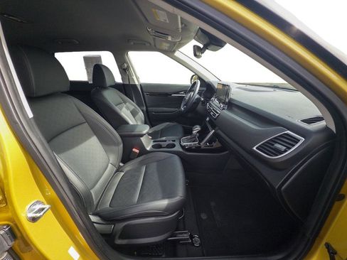 Used 2023 Kia Seltos SX image 22