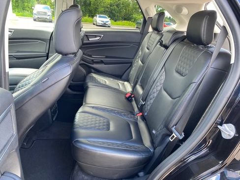 Used 2024 Ford Edge Titanium AWD/4WD image 19