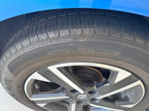 Used 2024 Nissan Sentra SV FWD image 18