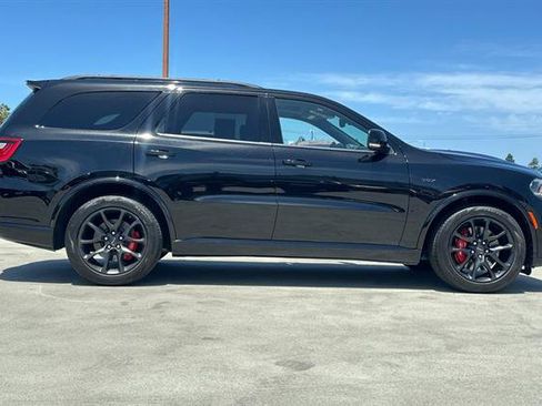 Used 2022 Dodge Durango SRT w/ Technology Group AWD/4WD image 2
