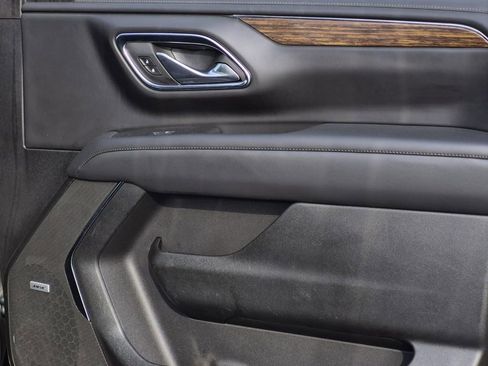 Used 2024 Chevrolet Tahoe High Country w/ Premium Package image 15